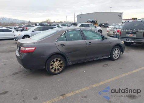 2007 Toyota Camry Xle V6 z USA, uszkodzony, nr VIN 4T1BK46K17U557338